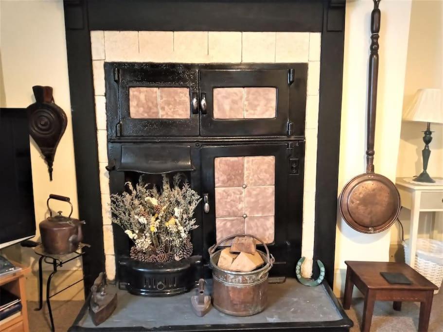 Ty Hen - Quirky Grade II Listed Cottage Blaenau Ffestiniog Luaran gambar