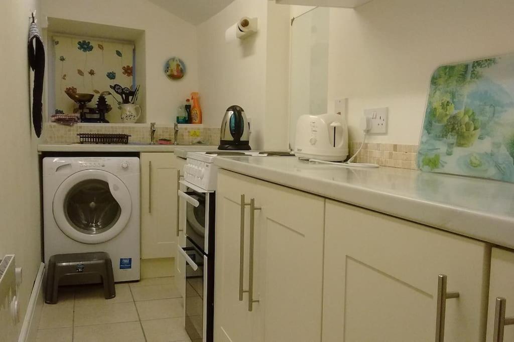 Ty Hen - Quirky Grade II Listed Cottage Blaenau Ffestiniog Luaran gambar